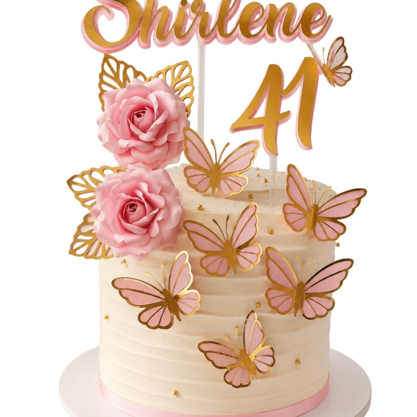 Topo de bolo personalizado com flores realista e borboletas em 3d.
